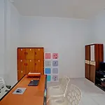 OYO 90503 Madina Residence Syariah