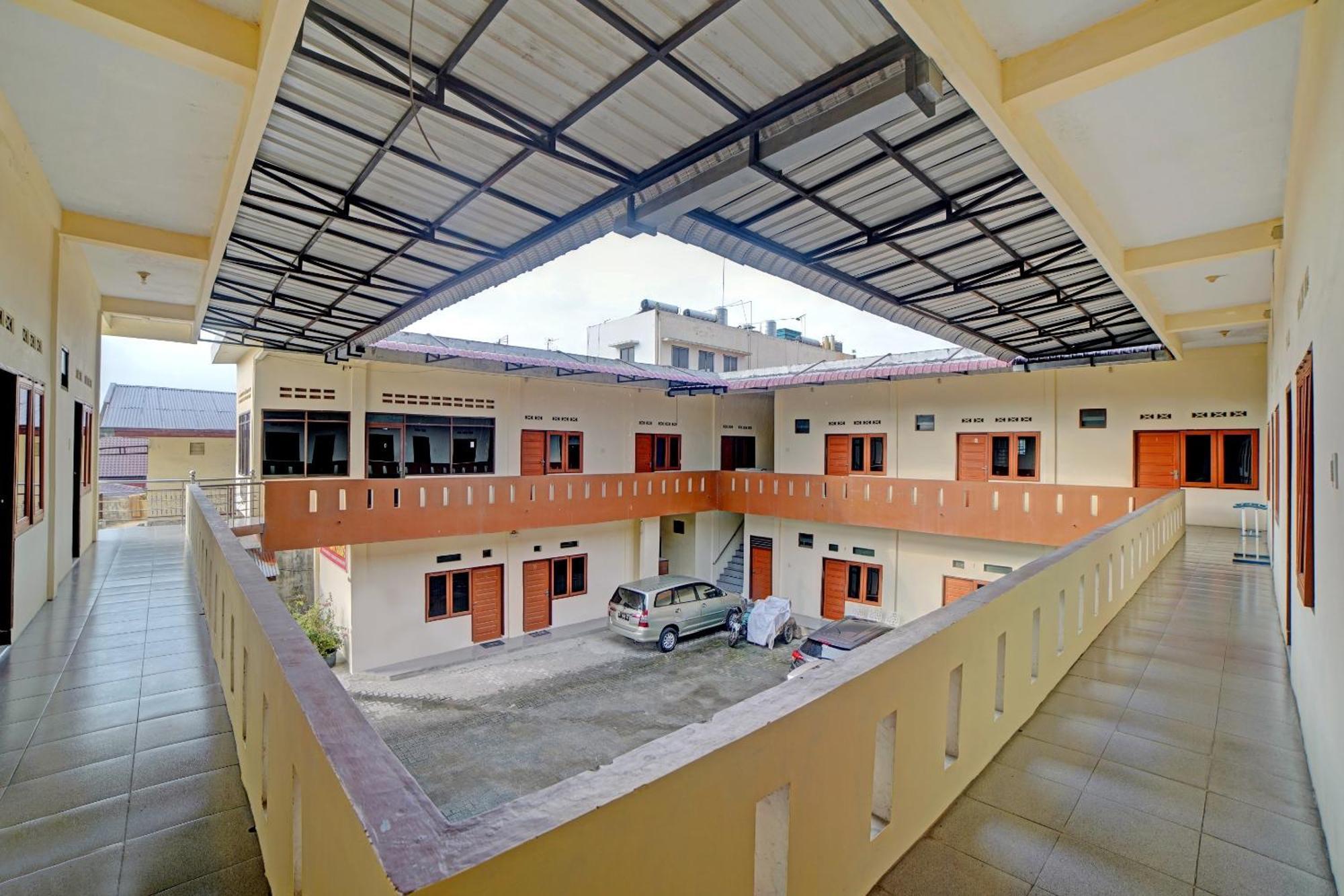 Hotel Oyo 90503 Madina Syariah