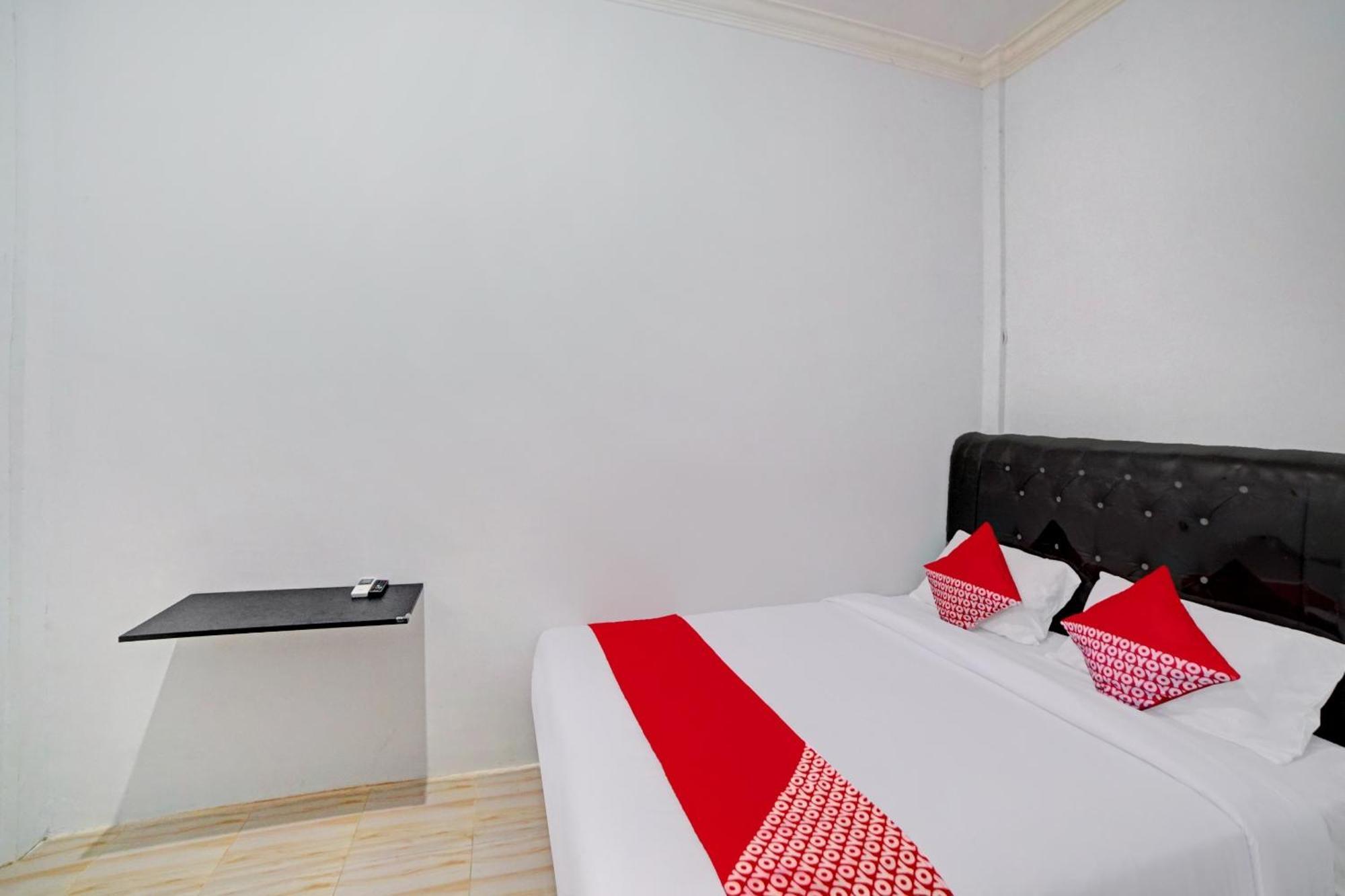 Hotel Oyo 90503 Madina Syariah